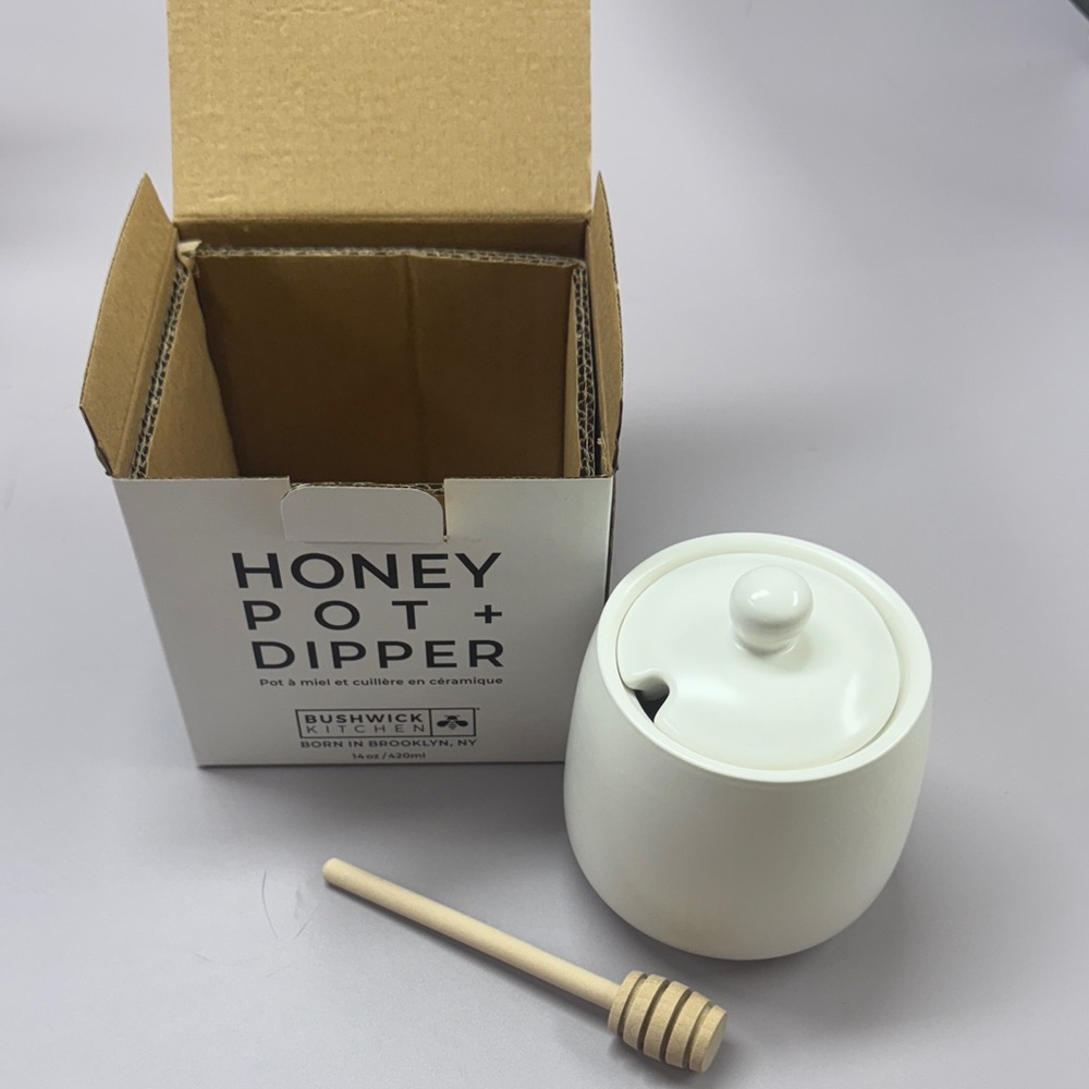 White Honey Pot with Dipper